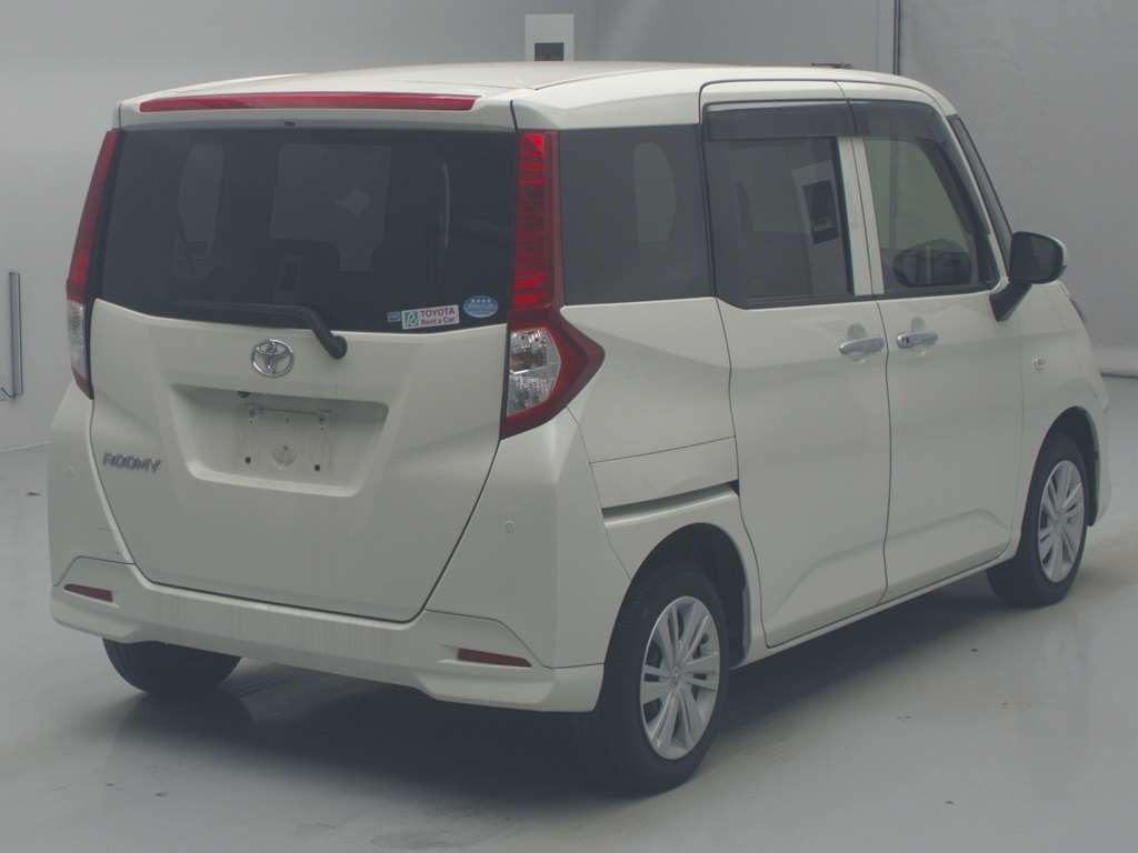 2020 Toyota Roomy M900A[1]