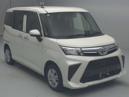 2020 Toyota Roomy