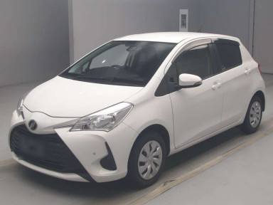 2017 Toyota Vitz