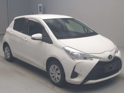 2017 Toyota Vitz