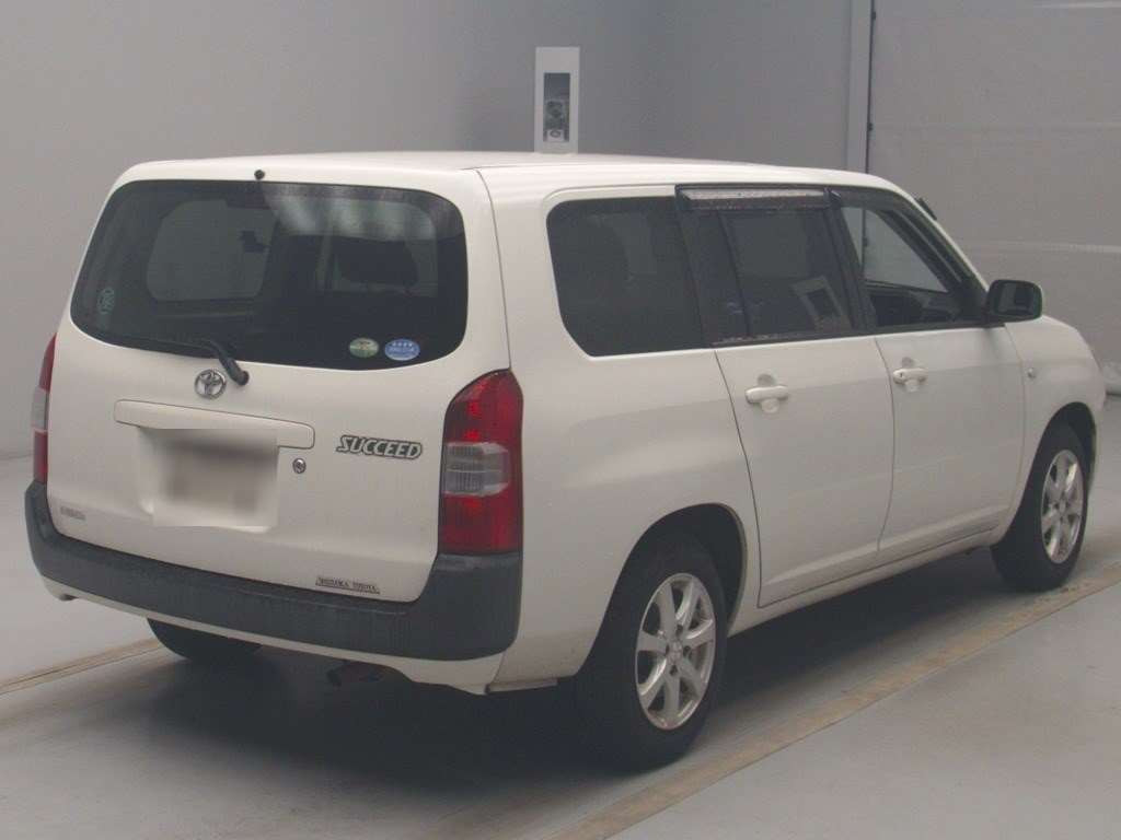 2015 Toyota Succeed NCP160V[1]