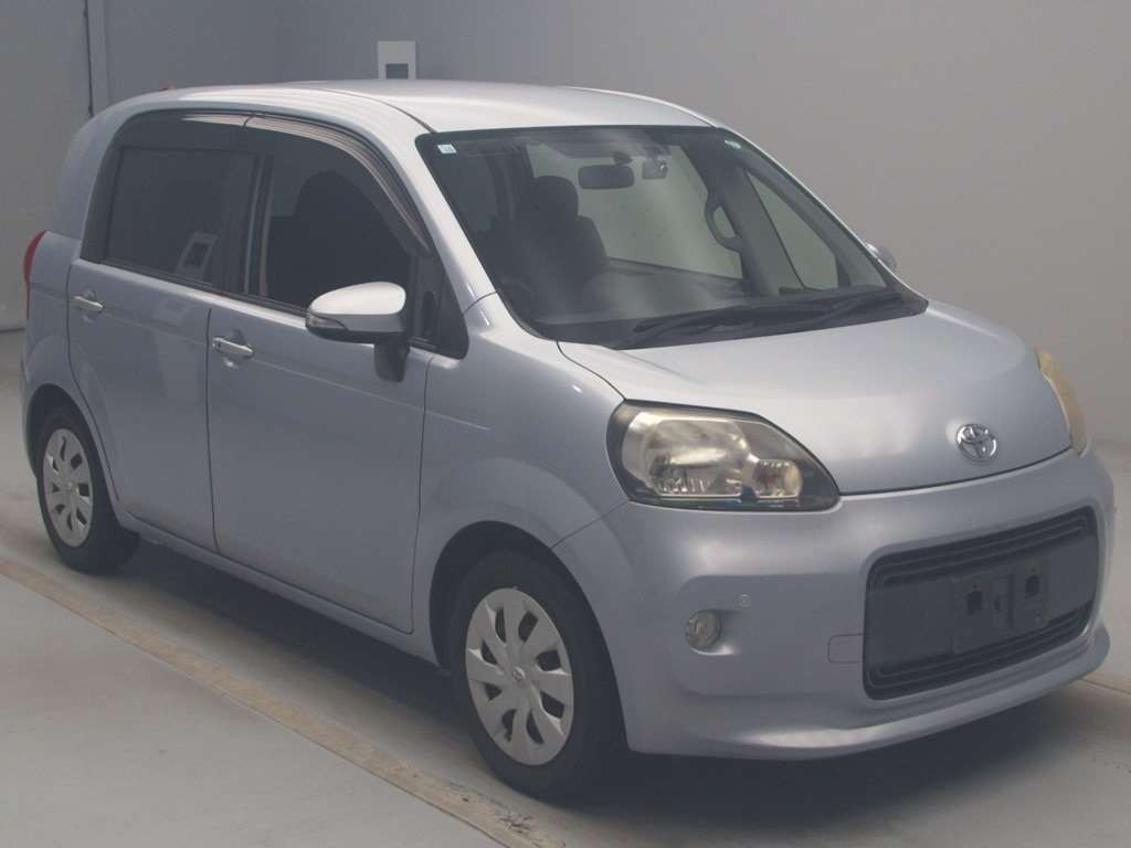 2012 Toyota Porte NCP141[2]