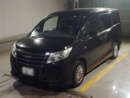 2016 Toyota Noah