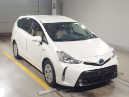 2015 Toyota Prius alpha