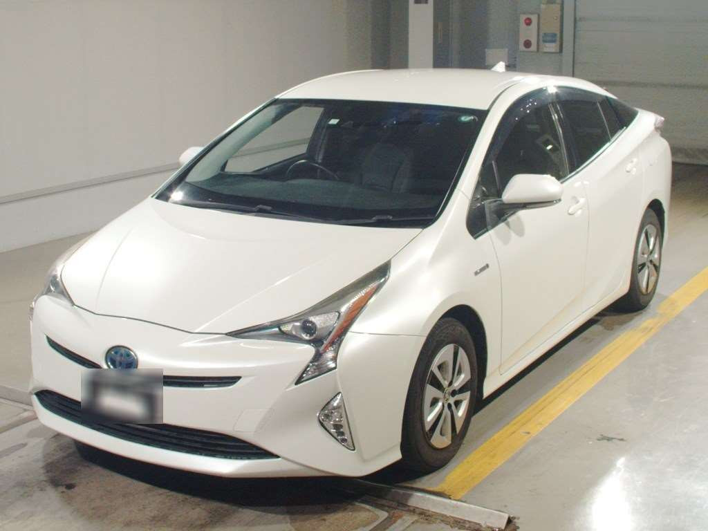 2016 Toyota Prius ZVW50[0]