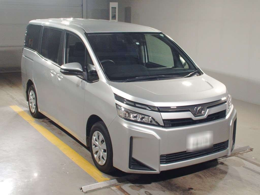 2020 Toyota Voxy ZRR80G[2]