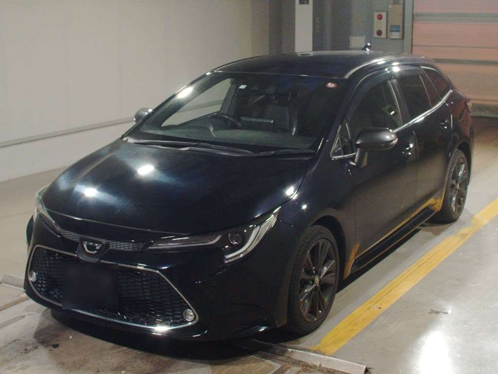 2019 Toyota Corolla Touring Wagon ZRE212W[0]