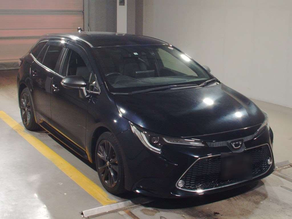 2019 Toyota Corolla Touring Wagon ZRE212W[2]