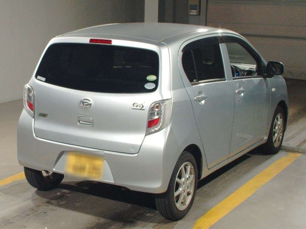 2014 Daihatsu Mira es LA300S[1]