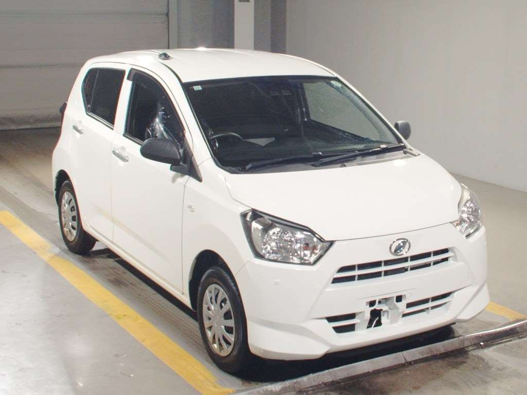 2021 Daihatsu Mira es LA350S[2]