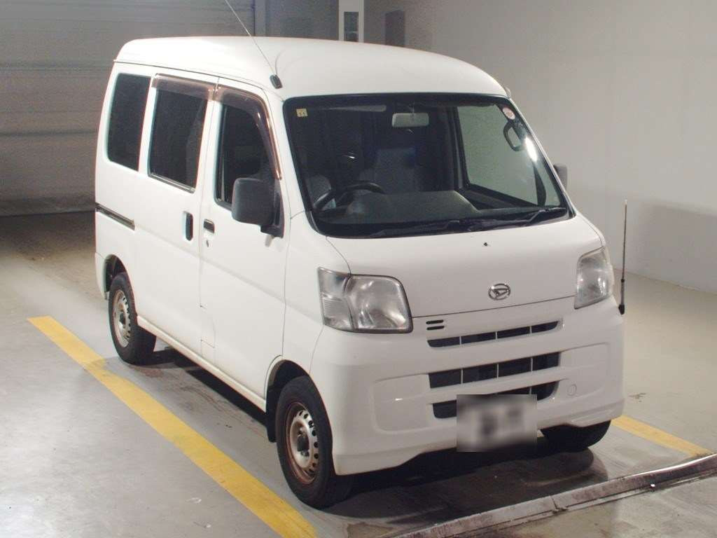 2011 Daihatsu Hijet Cargo S321V[2]