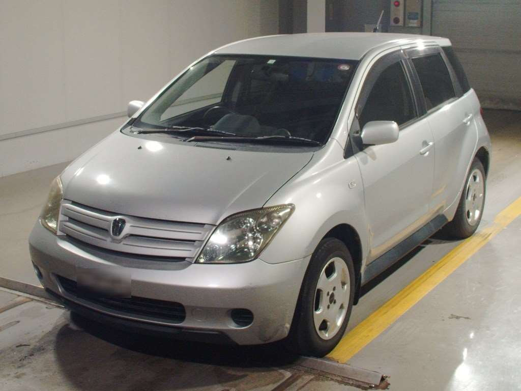 2003 Toyota IST NCP60[0]