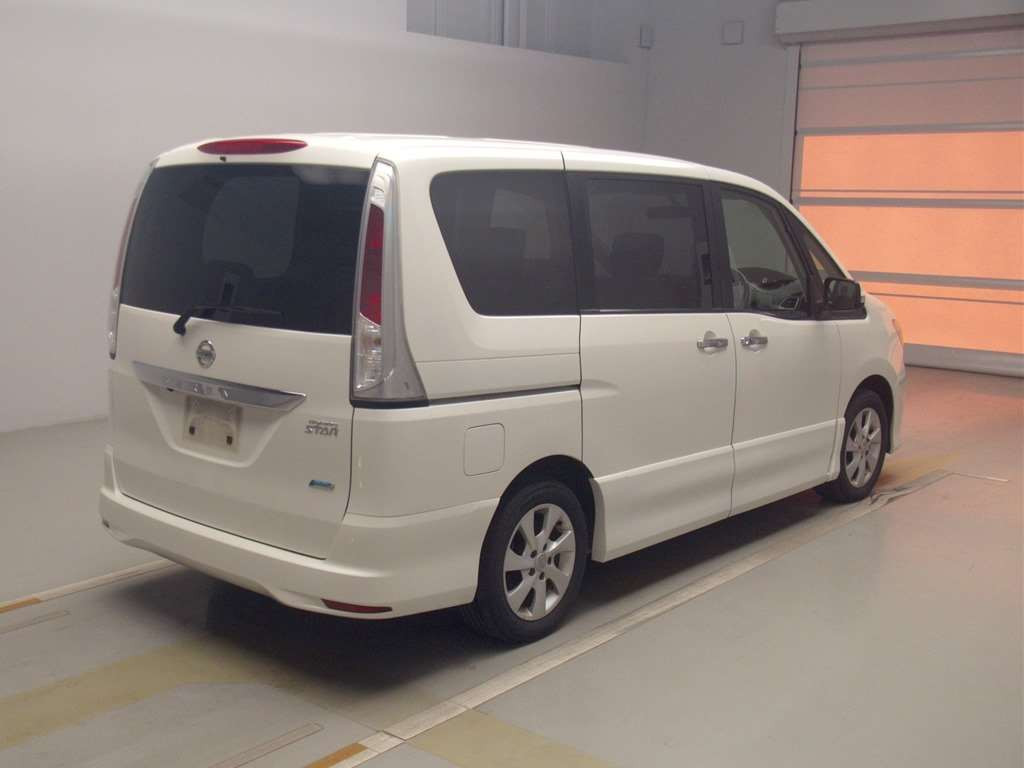 2012 Nissan Serena FC26[1]