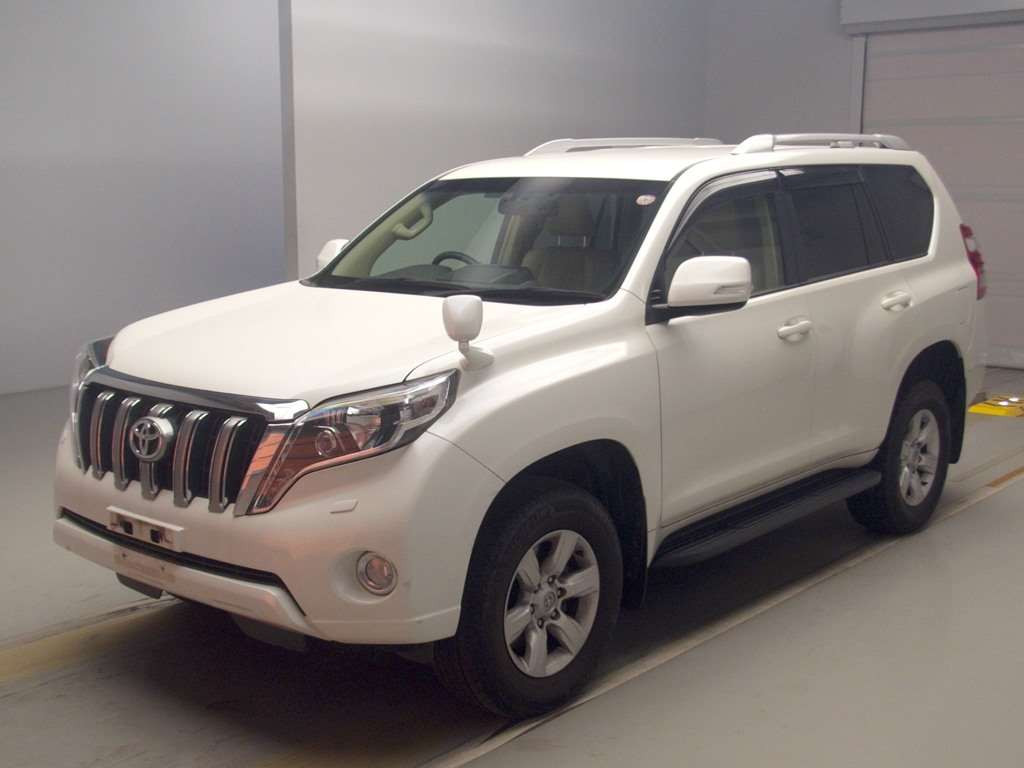 2015 Toyota Land Cruiser Prado GDJ150W[0]