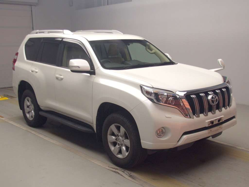 2015 Toyota Land Cruiser Prado GDJ150W[2]