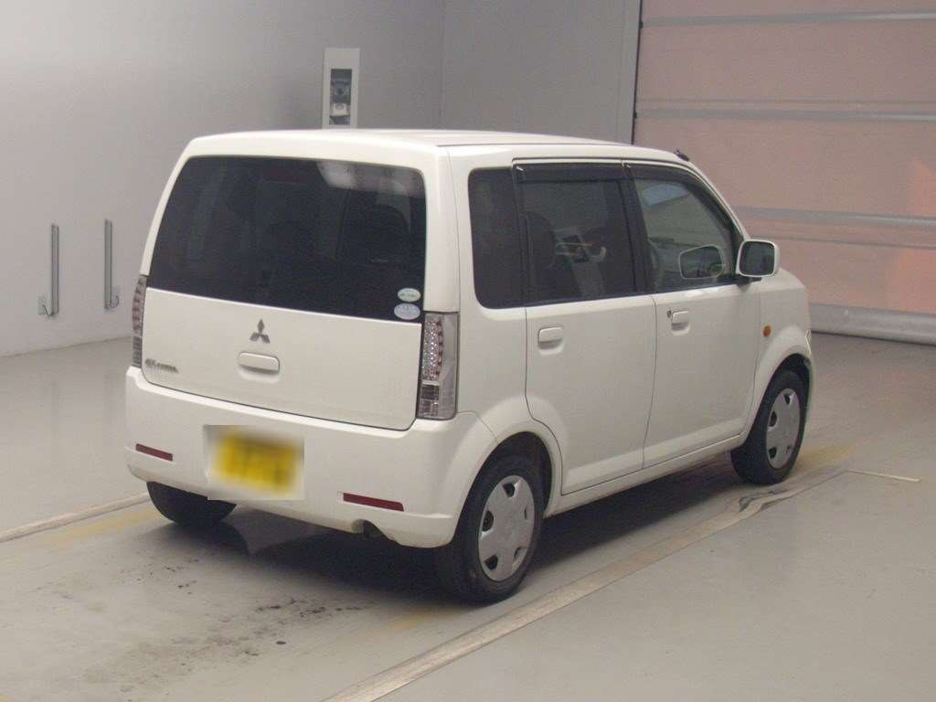 2007 Mitsubishi eK Wagon H82W[1]