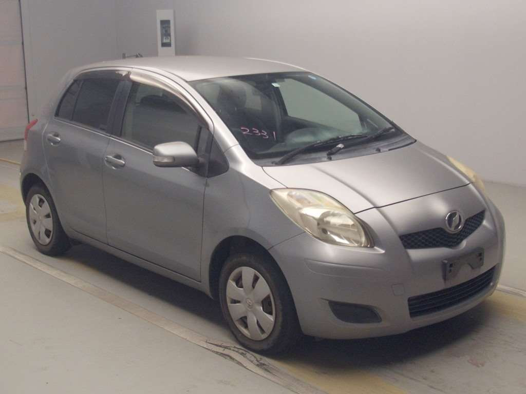 2007 Toyota Vitz SCP90[2]