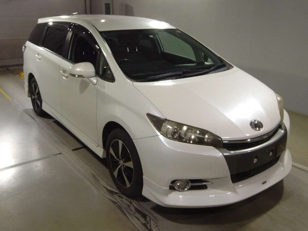 2012 Toyota Wish ZGE20W[2]