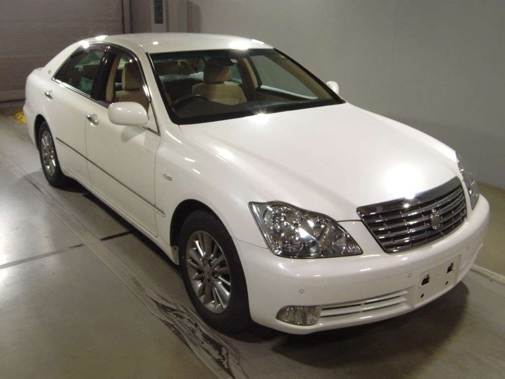 2007 Toyota Crown GRS180[2]