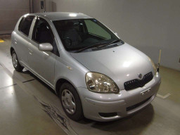 2004 Toyota Vitz