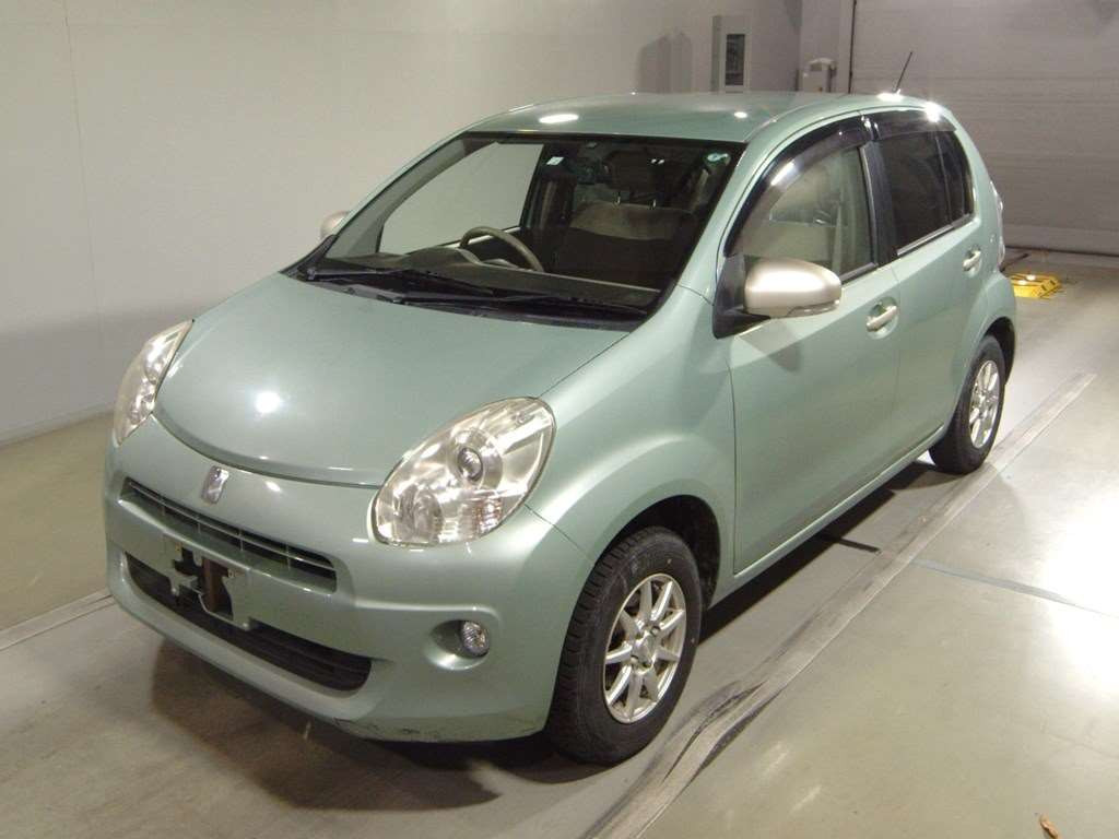 2010 Toyota Passo KGC30[0]