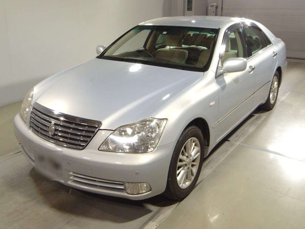 2005 Toyota Crown GRS183[0]