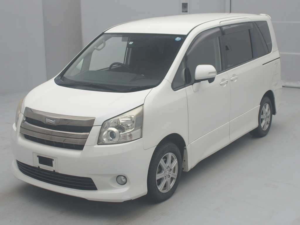 2009 Toyota Noah ZRR70W[0]