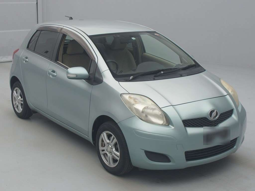 2009 Toyota Vitz KSP90[2]