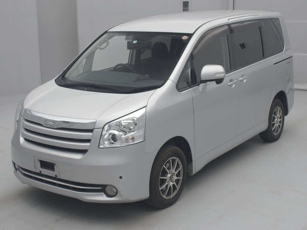 2009 Toyota Noah ZRR75G[0]