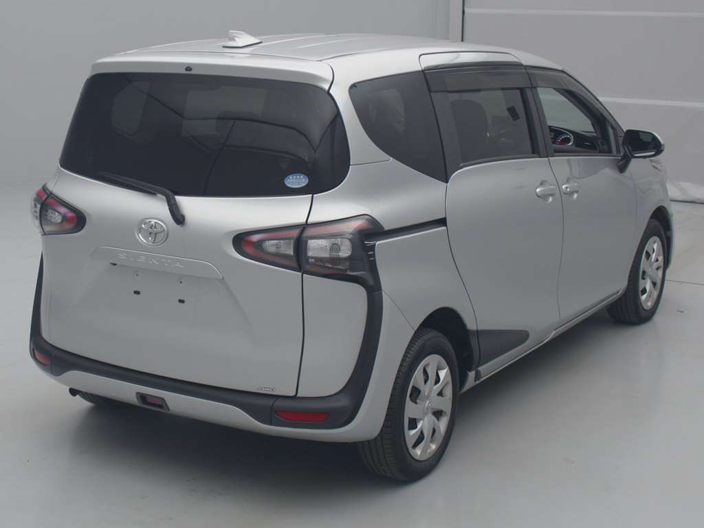 2015 Toyota Sienta NCP175G[1]