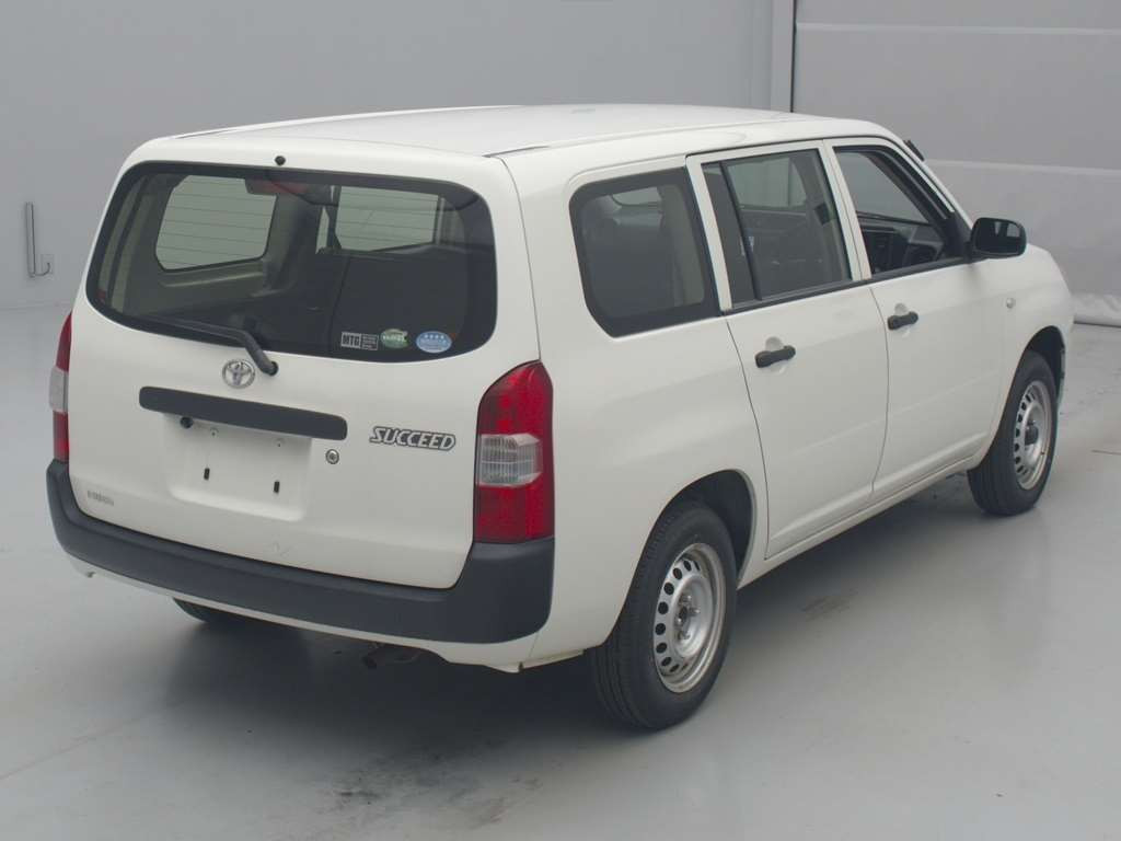 2016 Toyota Succeed NCP165V[1]