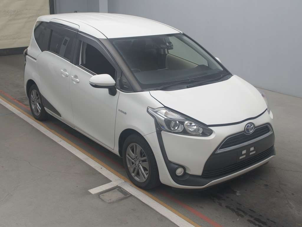 2016 Toyota Sienta NHP170G[2]