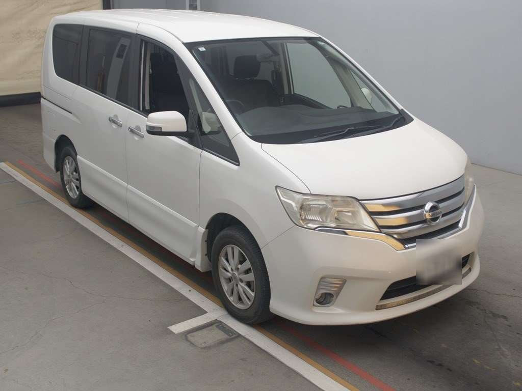 2011 Nissan Serena FNC26[2]