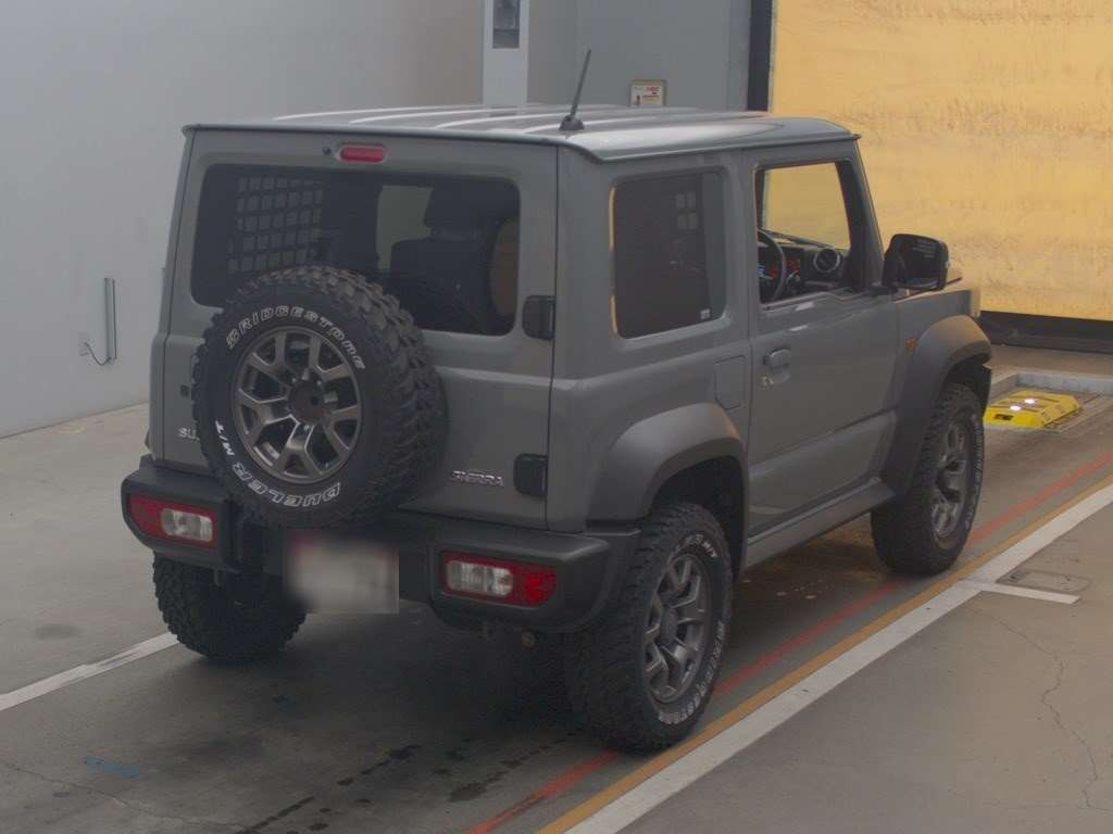 2018 Suzuki Jimny Sierra JB74W[1]