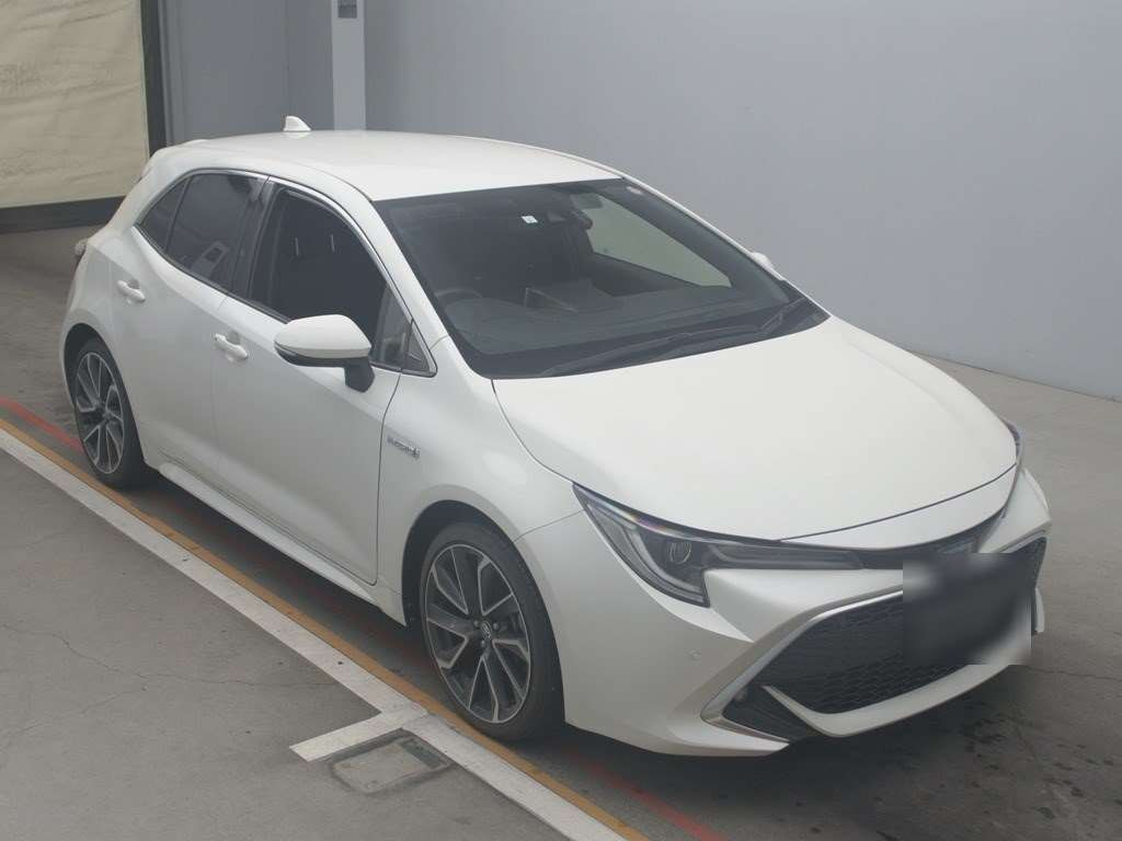 2019 Toyota Corolla Sports ZWE211H[2]