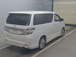 2011 Toyota Vellfire