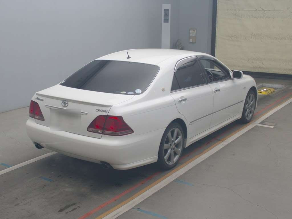 2006 Toyota Crown GRS180[1]