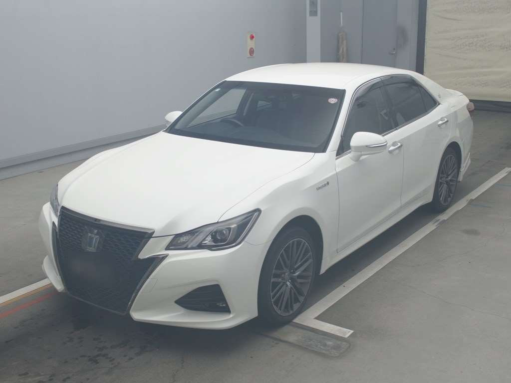 2018 Toyota Crown Hybrid AWS211[0]