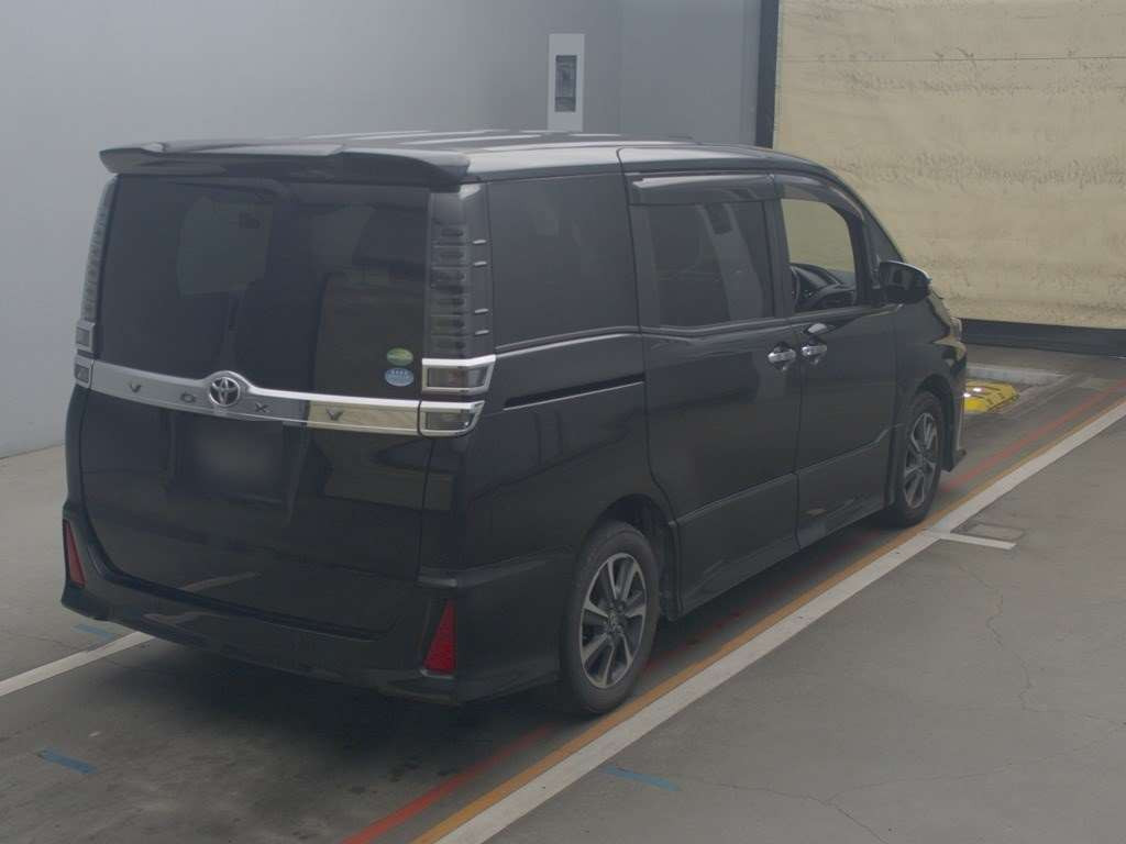 2020 Toyota Voxy ZRR80W[1]