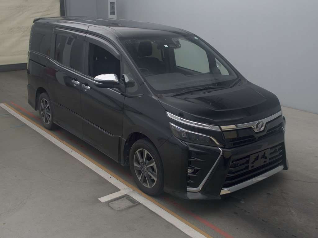 2020 Toyota Voxy ZRR80W[2]