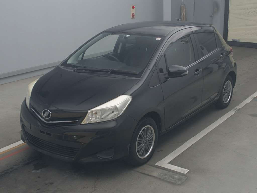 2011 Toyota Vitz KSP130[0]