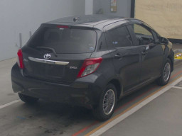 2011 Toyota Vitz