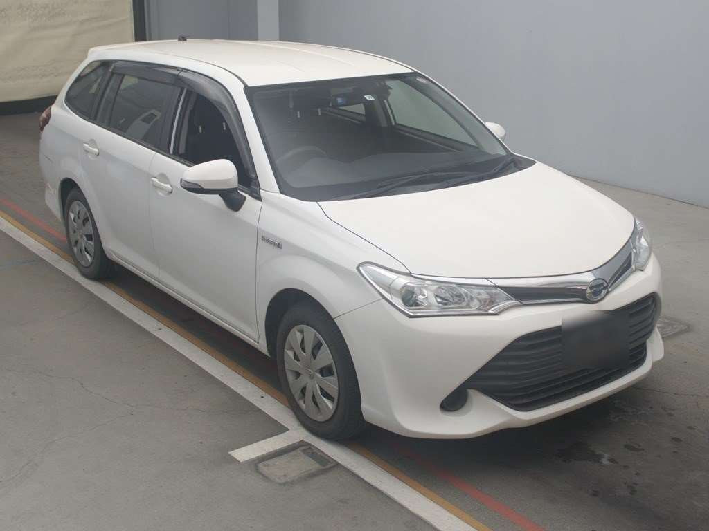 2017 Toyota Corolla Fielder NKE165G[2]