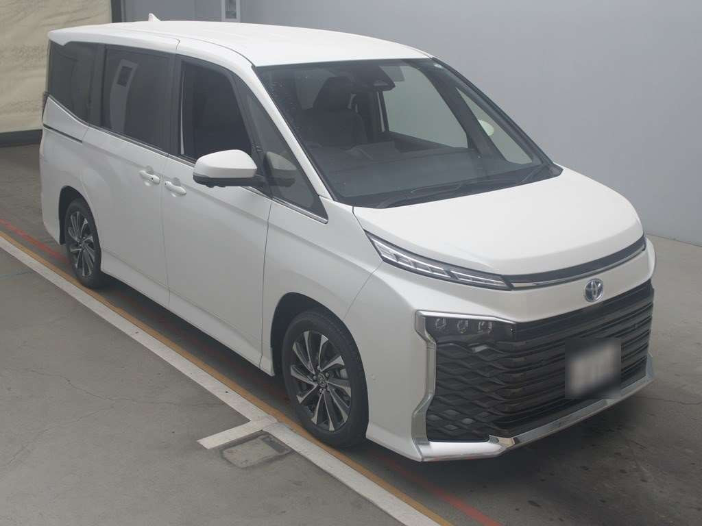 2024 Toyota Voxy ZWR90W[2]