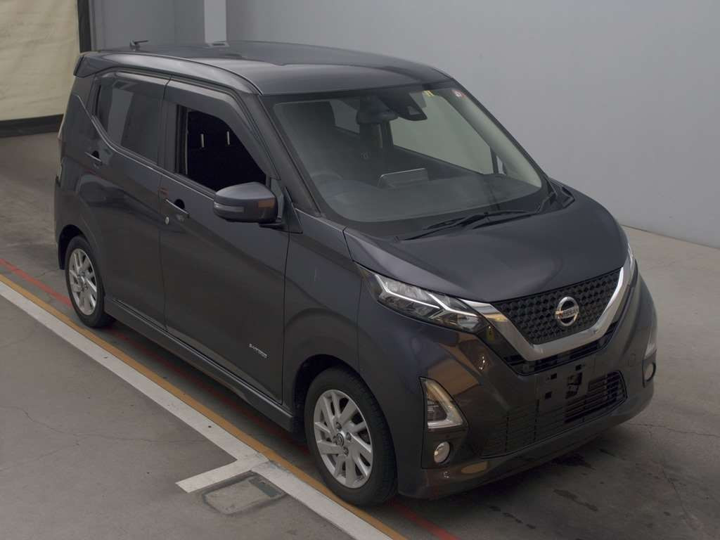 2019 Nissan DAYZ B44W[2]