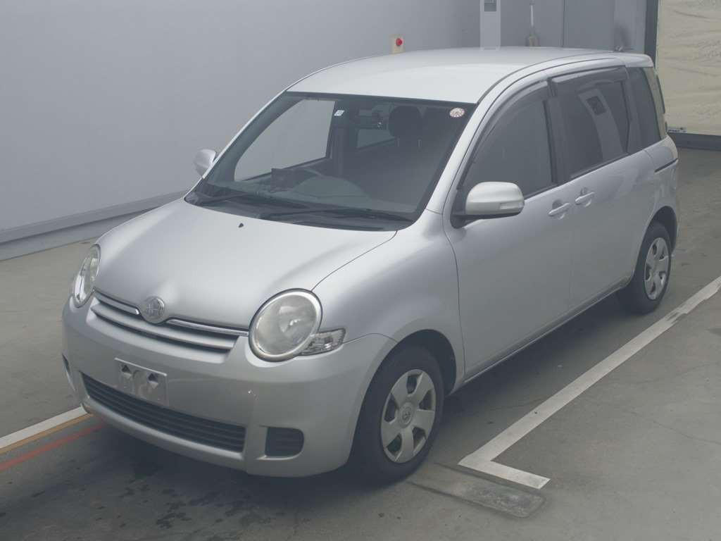 2011 Toyota Sienta NCP81G[0]