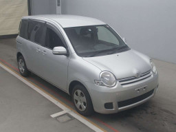 2011 Toyota Sienta