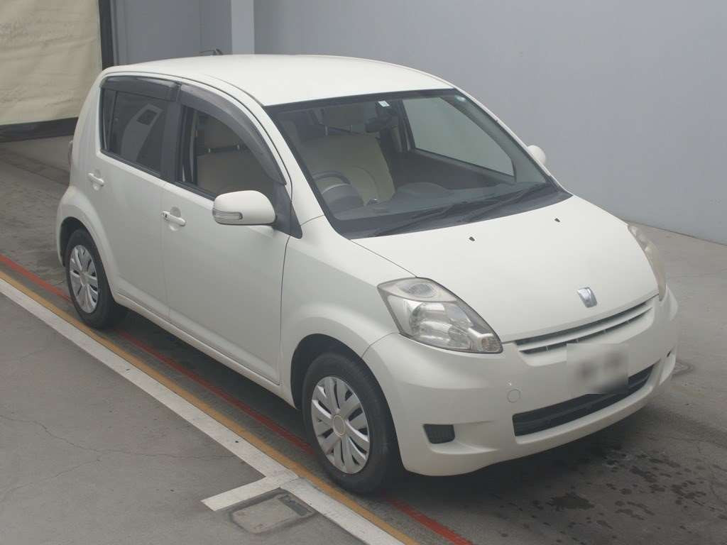 2008 Toyota Passo QNC10[2]