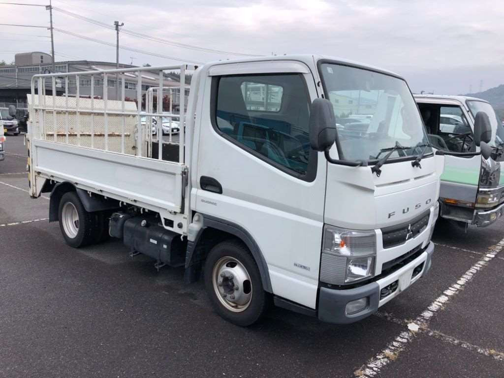 2014 Mitsubishi Fuso Canter FBA00[2]