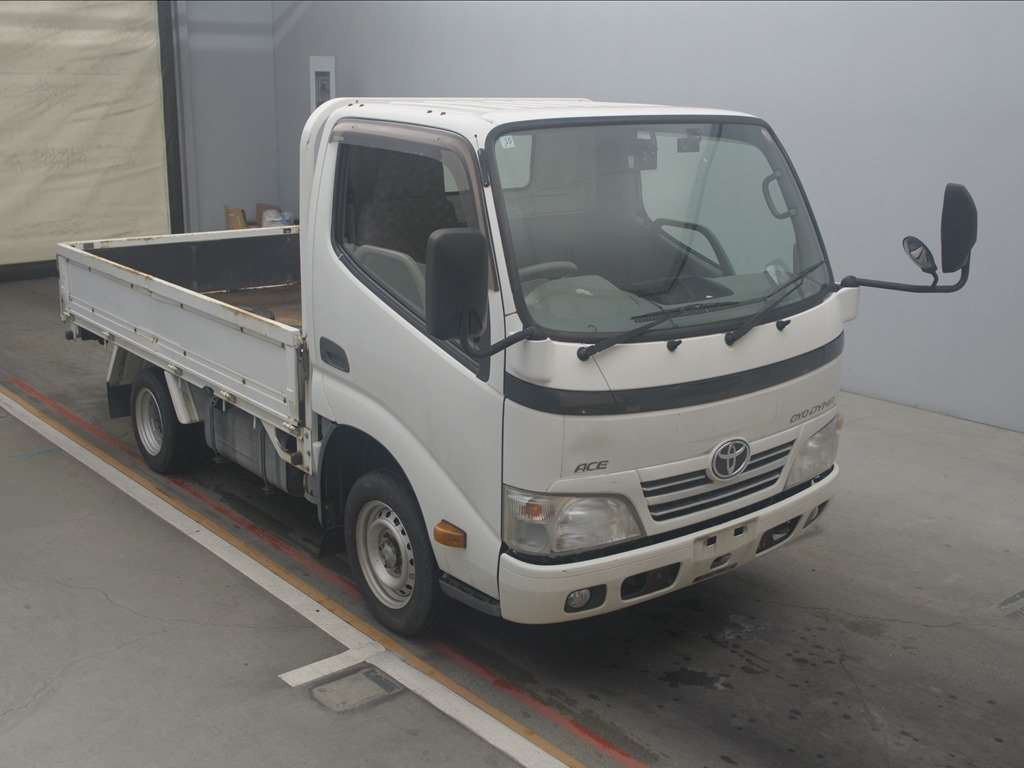 2012 Toyota Dyna Truck KDY221[2]